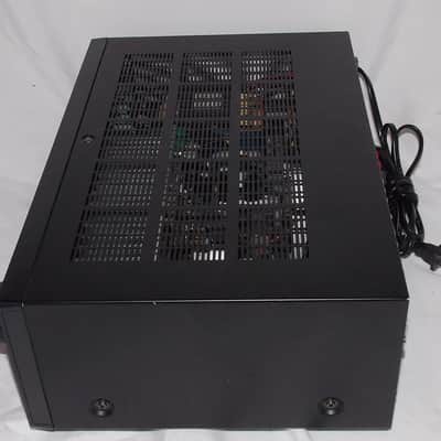 Yamaha HTR-5930 receiver with manual and remote image 4