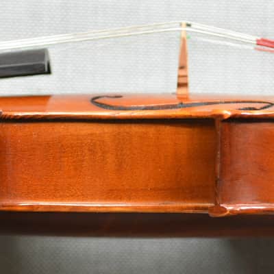 Vintage 4/4 Violin labelled Stradivarious image 4