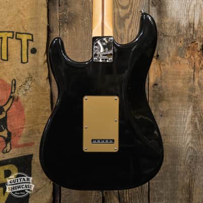 Fender American Deluxe Stratocaster with Rosewood Fretboard 2003 - Montego Black image 4