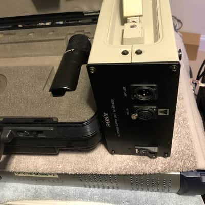 Sony c800 tube mic in excellent condition case+keys PSU shockmount spare tube A+ image 7