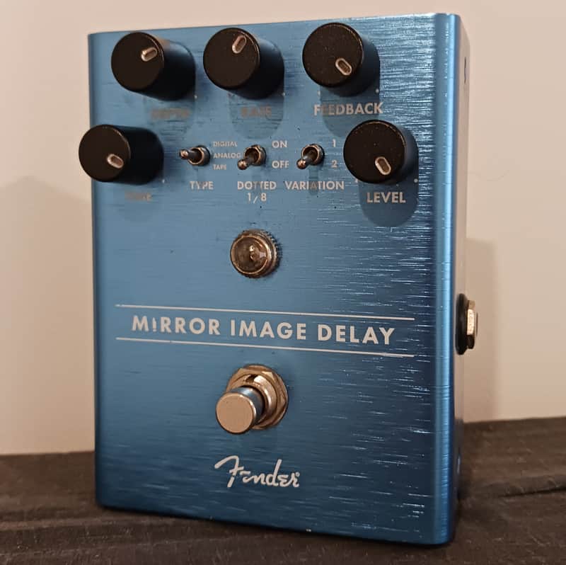 Fender Mirror Image Delay