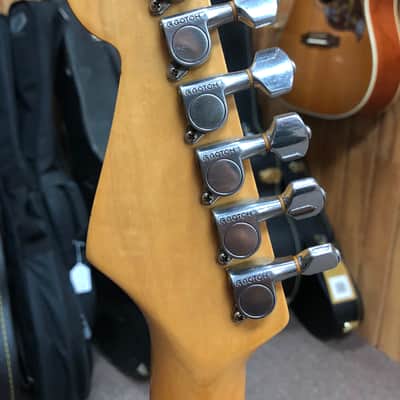 Fender Stratocaster MIJ - Red (1989-90) image 13