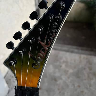 Jackson Professional Plus Series Soloist SLA3Q 2025 - Amber Blue Burst image 3
