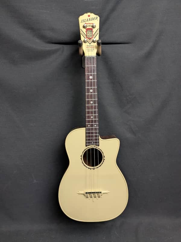 islander-baritone-ukulele-reverb
