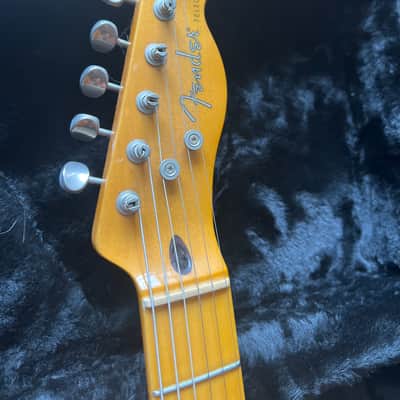 DEMO VIDEO Fender Modern Player Telecaster Thinline Deluxe (US customers, tax included in shipping cost)  with hard case 3-Color Sunburst image 4