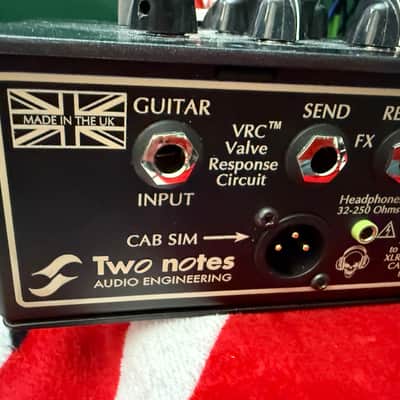 Victory Amps V4 The Kraken 2-Channel 180-Watt Hybrid Guitar Amp Pedal image 4
