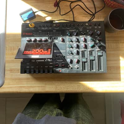 Vestax MR200 MKII 4 Track Tape Recorder *Partially Functioning* image 1