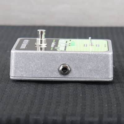 Electro-Harmonix Hum Debugger Hum Eliminator Green / Black image 4