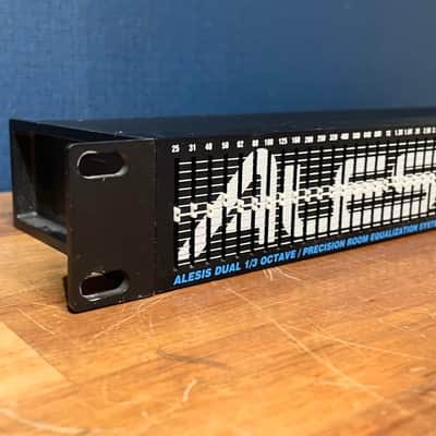 Alesis M-EQ 230 Dual 1/3 Octave Precision Equalizer Rackmount image 3