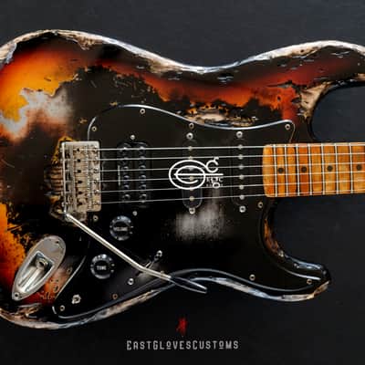 Fender Stratocaster HSS Deluxe Series Sunburst Heavy Aged Relic by East Gloves Customs image 10