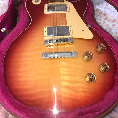 2008 Les Paul Standard Traditional, Premium Finish “Heritage Cherry Sunburst" image 2