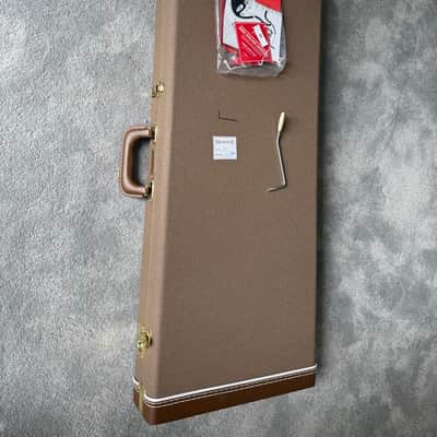Fender Mike McCready Signature Stratocaster 3 Color Sunburst Relic image 13