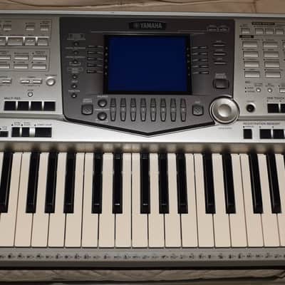 Yamaha PSR-2000 Keyboard Workstation