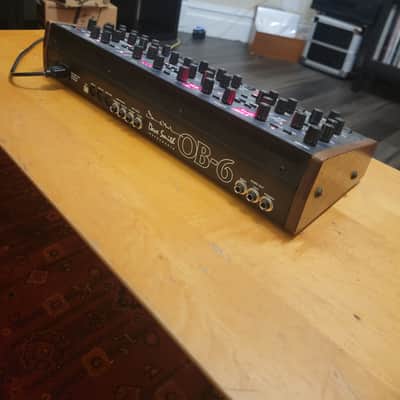 Dave Smith Instruments OB-6 Desktop 6-Voice Polyphonic Synthesizer 2017 - Present - Black Bild 5