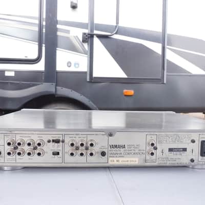 YAMAHA Natural Sound Digital Sound Field Amplifier DSP-100U image 2