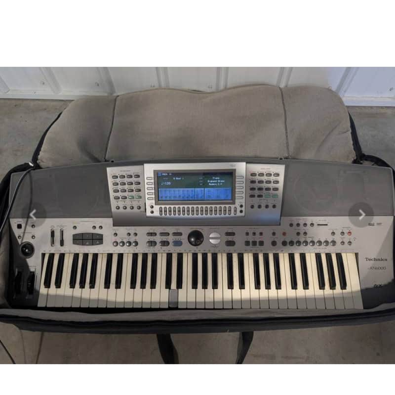 Technics KN6000 ✅ Professional Arranger Keyboard ✅ 61-Key Performance Keyboard ✅ Studio & Live Instrument ✅ Cleaned & Fully Checked ✅ Worldwide Shipping image 1