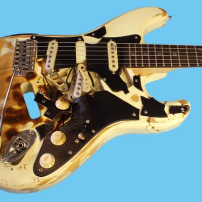 End of the Road Stratocaster in Arctic White -looks smashed but plays perfectly image 4
