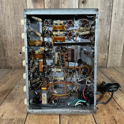 Newcomb H-50 PA head guitar amp 1950's - Silver image 21
