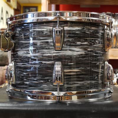 Ludwig Classic Maple Outfit in Black Oyster Pearl 14x22 9x13 16x16 image 15