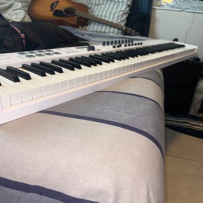 Arturia KeyLab Essential 88 MIDI Controller 2020 - Present - White image 7