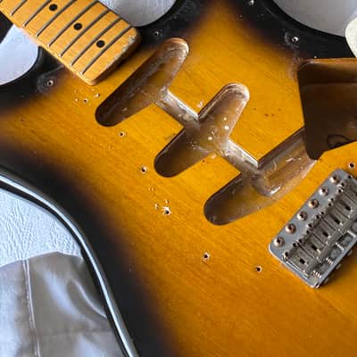 Fender 1986 American Vintage '57 Stratocaster - 2-Color Sunburst image 15