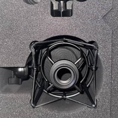 Universal Audio Sphere DLX Large Diaphragm Modeling Microphone 2023 - Present - Black image 8