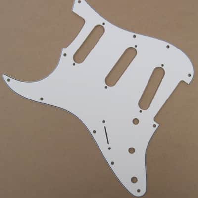 Fender LEFT HAND Standard Stratocaster Pickguard Parchment USA 0056199000 image 3
