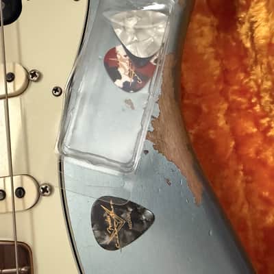 Fender Custom Shop ‘62 Stratocaster Heavy Relic HSS 2021 - Ice Blue Metallic image 11