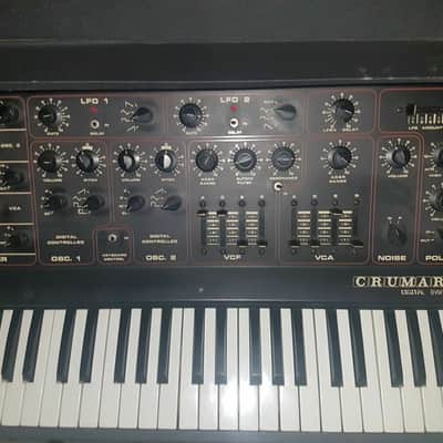 70's CRUMAR DS 2 SYNTHESIZER