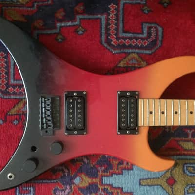 Quest Atak 5 1984 2 Tone Sunburst image 1