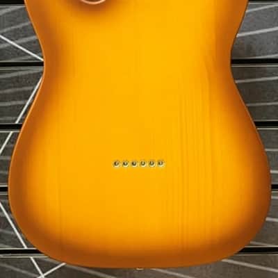 Fender Limited Edition American Performer Telecaster Electric Guitar, Honey Burst image 7