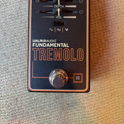 Walrus Audio Fundamental Tremolo 2023 - Present - Black / Orange image 2