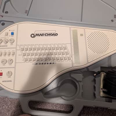 Suzuki OM-36 Omnichord 1984 - Beige image 2