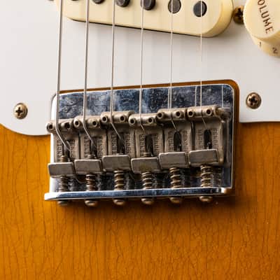 Fender Custom Shop Tropo Stratocaster Hardtail Heavy Relic - Super Faded 2 Tone Sunburst (026) image 9