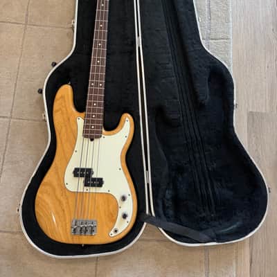 Fender American Standard Precision Bass 1995 - 2000 image 7
