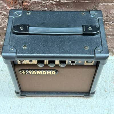 Yamaha GA-10 Practice Amplifier SN: LH10715 image 8