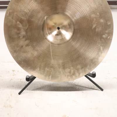 Zildjian A. Avedis 20" Ride Cymbal Vintage 1970's 2,301g's imagen 8