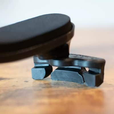 Everest Violin/Viola Shoulder Rest Red - 1/2-3/4 image 5