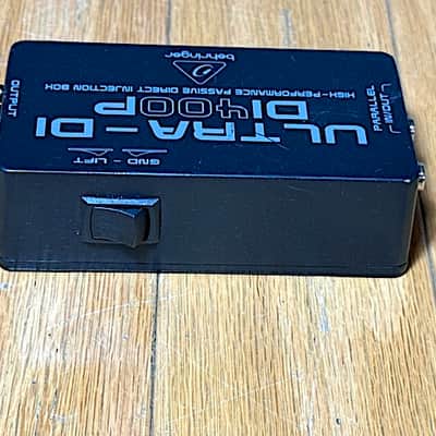 Behringer Ultra-DI DI400P Single Channel Direct Box w/ Ground Lift, Very Good Condition image 2
