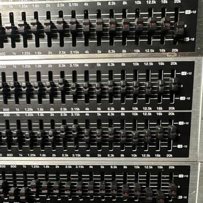 Behringer Ultragraph Pro FBQ3102 31-Band Stereo Graphic EQ 2000s - Black image 6