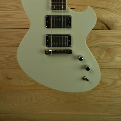 Newman Honeycomb Senior 2025- SWAPPABLE PICKUPS - Gloss White - GuitarX image 2