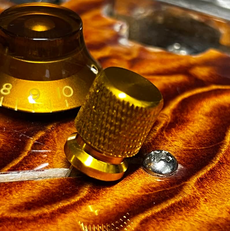 Kinnatone Gold Skirted Knurled 3 or 5 way Blade style Switch Tip Knob For Strat or Tele Charvel,Jackson,PRS, Ibanez and more image 1
