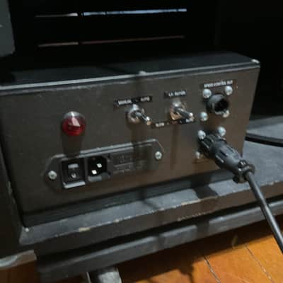 Custom Leslie Model 25 400 watt speaker cabinet with footswitch. 2 speed motor for upper rotor and lower drum. rotor. Leslie Model 25 with high frequency rotor added/modified... Black bed liner image 6