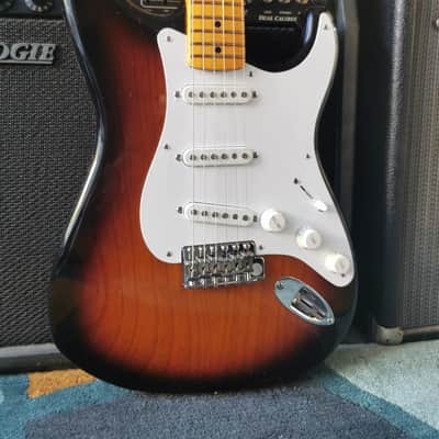 Fender 70th Anniversary American Vintage II 1954 Stratocaster 2024 - 2-Color Sunburst image 6