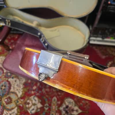 Martin 2-15 Mandolin 1950s   - Sunburst image 14