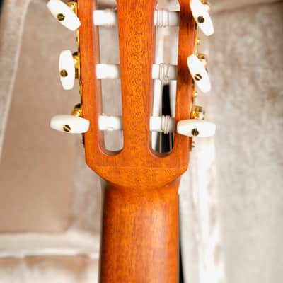 Yamaha GC22S All Solid Classical Nylon-String Acoustic Guitar Pre-Owned image 17
