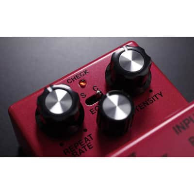 Boss DM-2W Delay Waza Craft Special Edition Pedal image 4