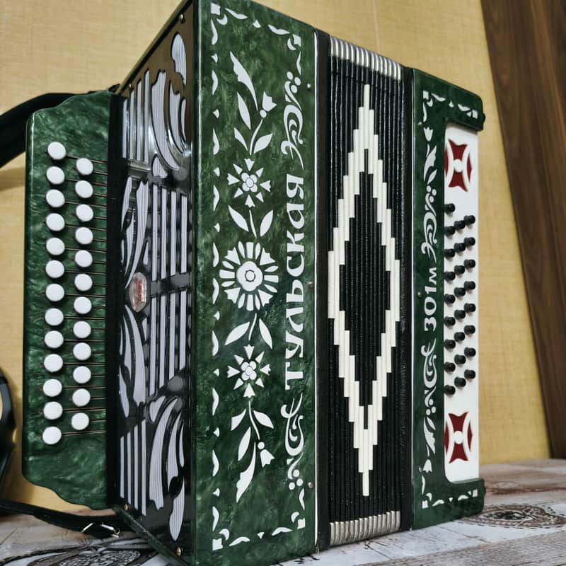 TULA 301 M Tulskaya Garmoshka Button accordion image 1