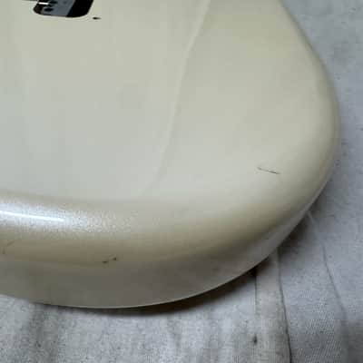 Fender Player Plus Stratocaster Guitar 2022 - Olympic Pearl / Maple neck image 21