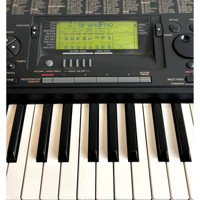 Yamaha PSR-520 - Musical Keyboards - Excellent w/ Power Supply image 12